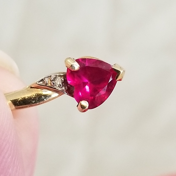 10k Gold Ruby Heart Pendant●Price is Firm - Picture 4 of 11